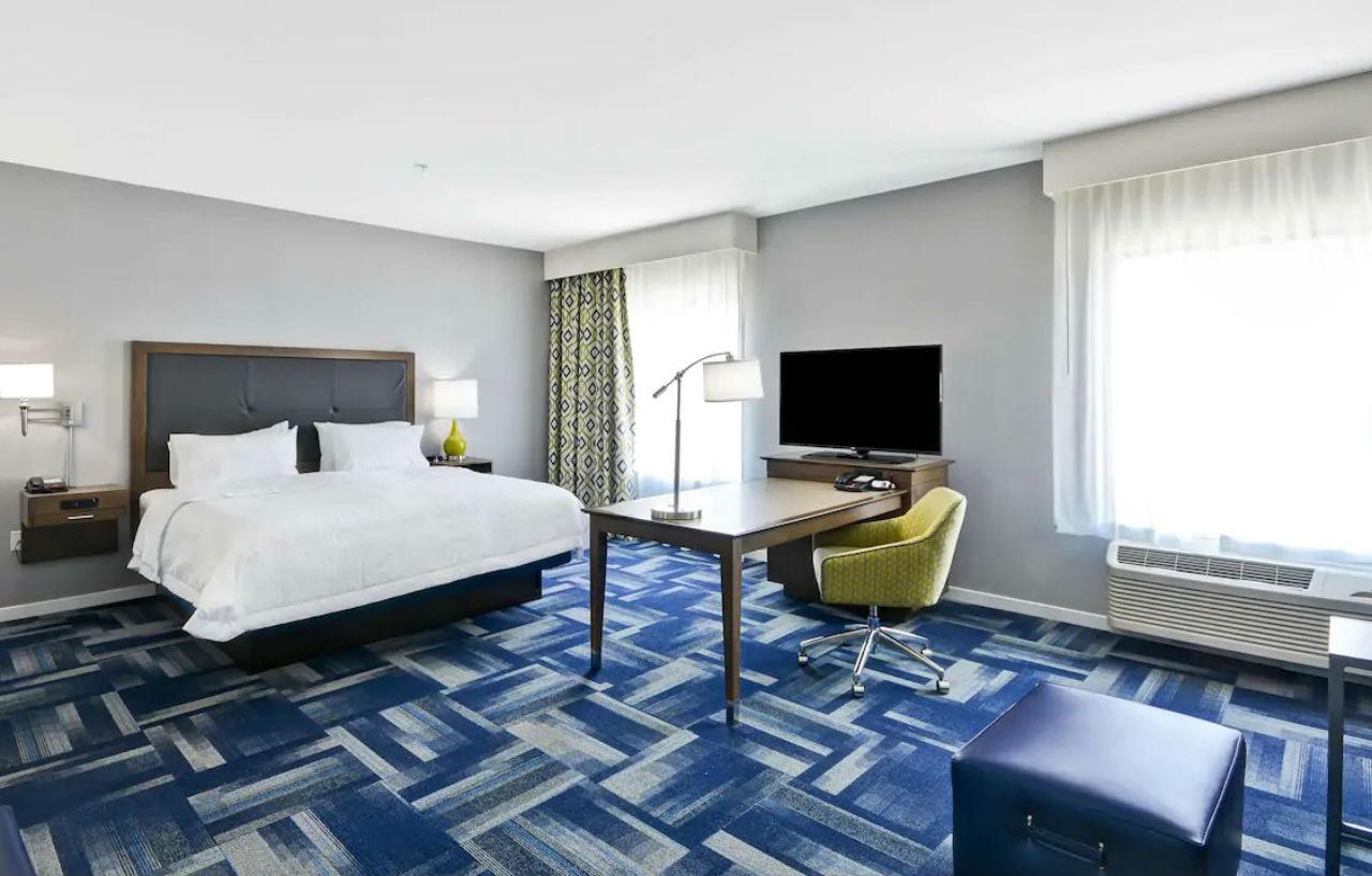 Hotel Hampton