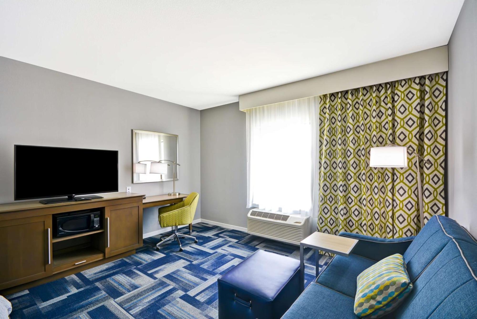 Hampton Hotel 3*