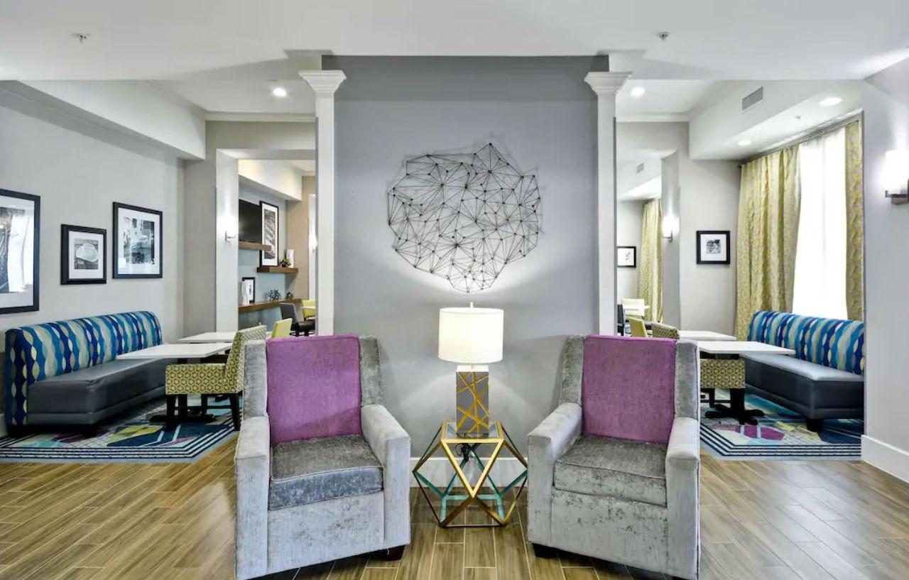 Hotel Hampton